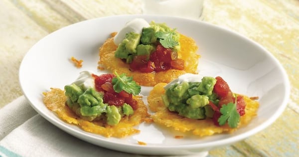 Guacamole-Cheese Crisps