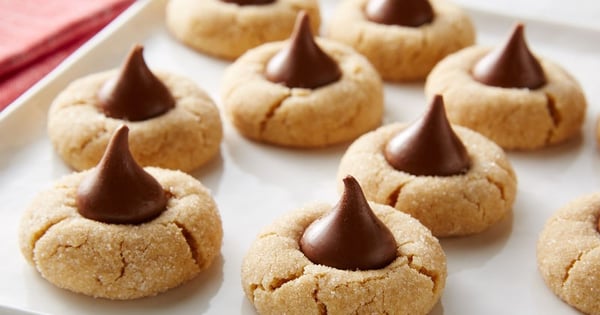 Classic Peanut Butter Blossom Cookies