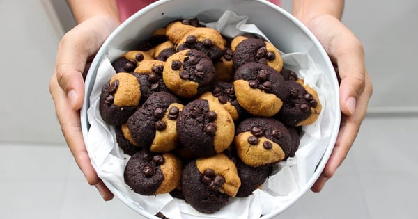 Peanut Butter and Chocolate Cookies