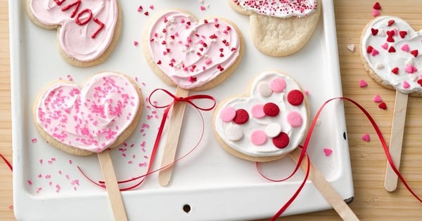 Heart-Shaped Cookie Pops
