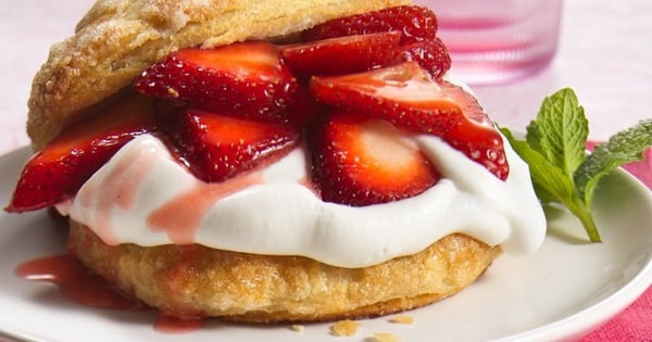 Grands!® Strawberry Shortcakes