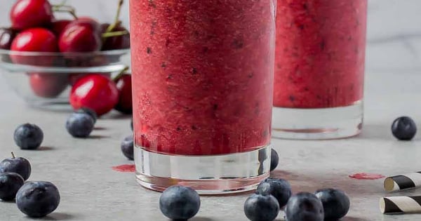 Berry Pineapple Smoothies