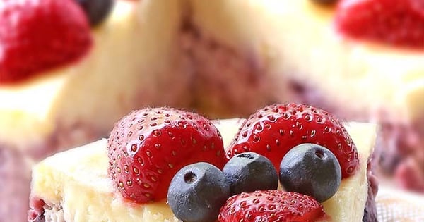 Summer Berry Cheesecake