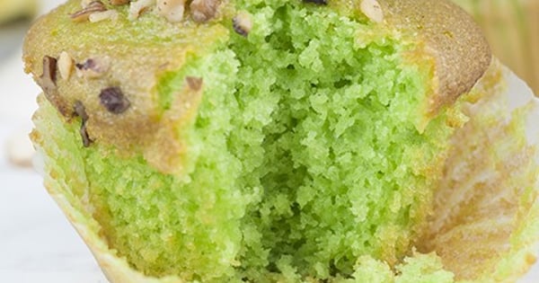 Green Walnut Pistachio Muffins