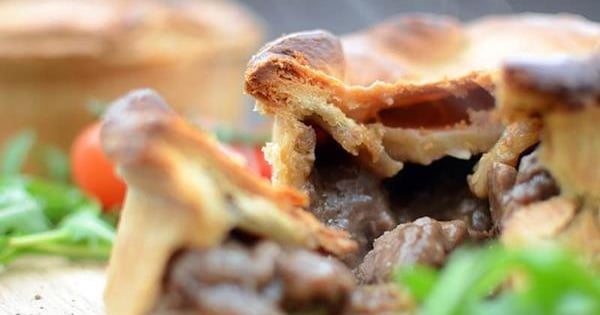 Yorkshire Dales Steak & Kidney Pie