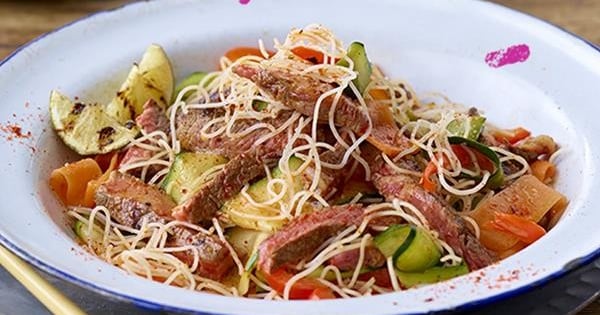 Sriracha Beef Noodles
