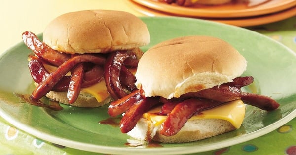 Barbecued Worm Sandwiches