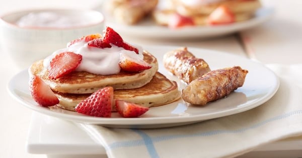 Strawberry Greek Yogurt Pancakes