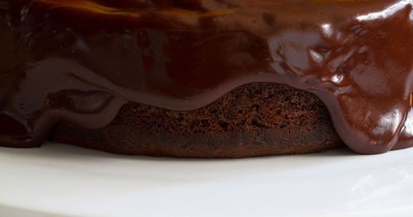 Chocolate-Apricot Cake with Chocolate Toffee Glaze