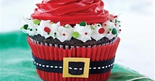 Santa Hat Cupcakes