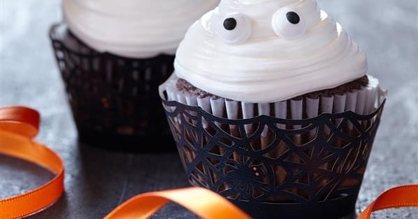 Spooky Ghost Cupcakes