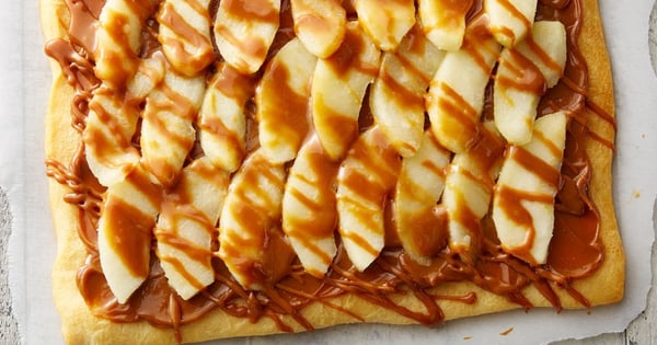 Easy Caramel Apple Tart