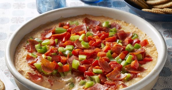 Gooey Pepperoni Pizza Dip