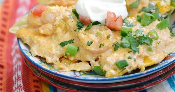 Creamy Seafood Nachos
