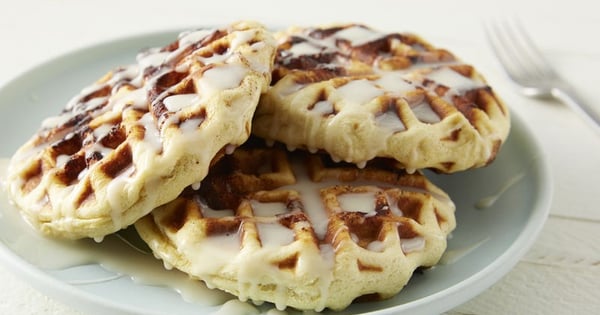 Cinnamon Roll Waffles with Cream Cheese Glaze