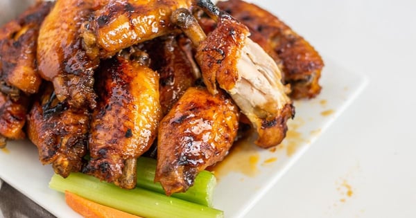 Instant Pot Chicken Wings with Sticky Cola Sauce