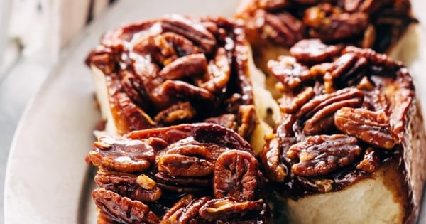 Gooey Pecan Sticky Buns