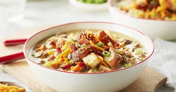 The Ultimate Cheeseburger Soup