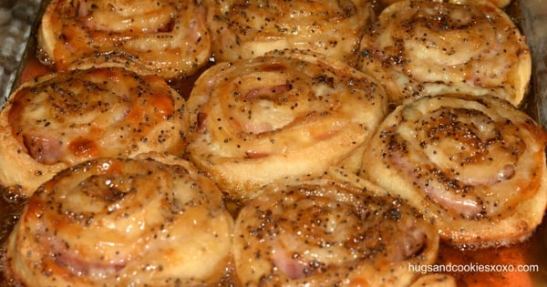 Ham and Cheese Party Rolls