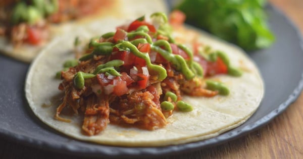 Crockpot Chicken Tacos