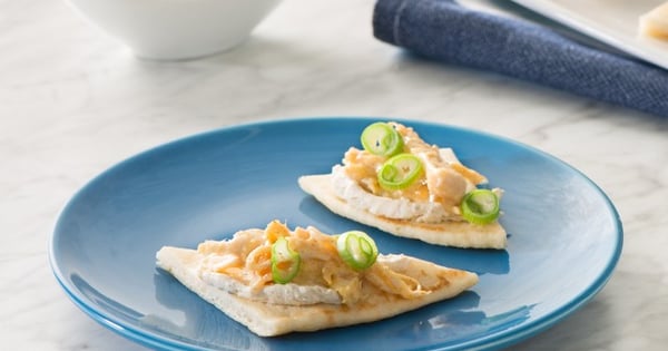 Curry-Chicken Naan Bites
