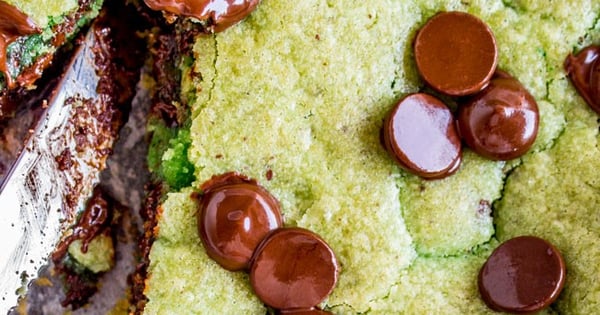 Mint Chocolate Chip Skillet Cookie