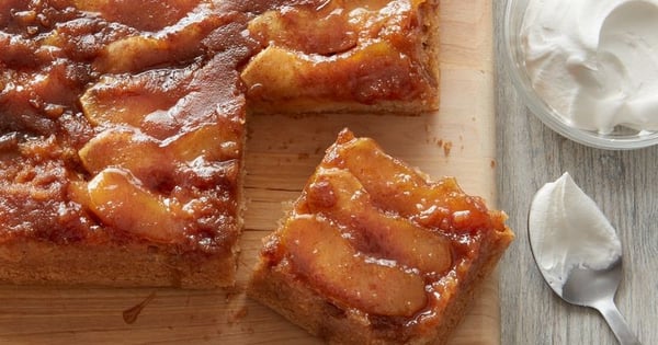 Caramel-Apple Upside-Down Cake