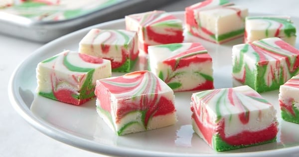 3-Ingredient Christmas Swirl Fudge