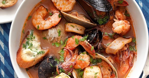 Cioppino Seafood Stew with Gremolata Toasts