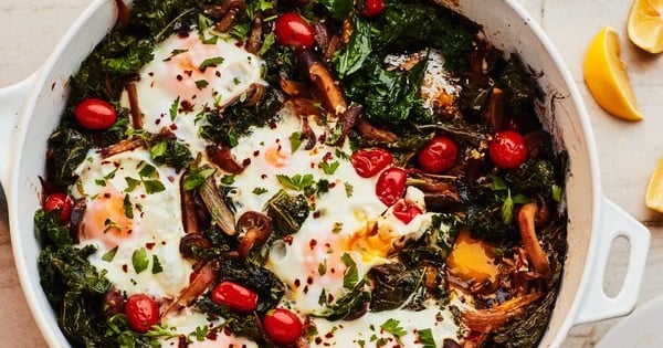 Mushroom and Kale Breakfast Skillet