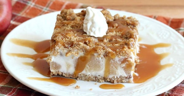 Frozen Caramel-Apple Crunch Cake