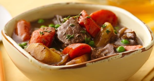 Slow-Cooker Caramelized Onion Beef Stew