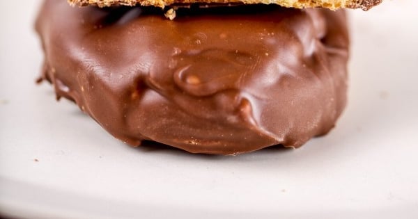 Tagalongs (Girl Scout Copycat)