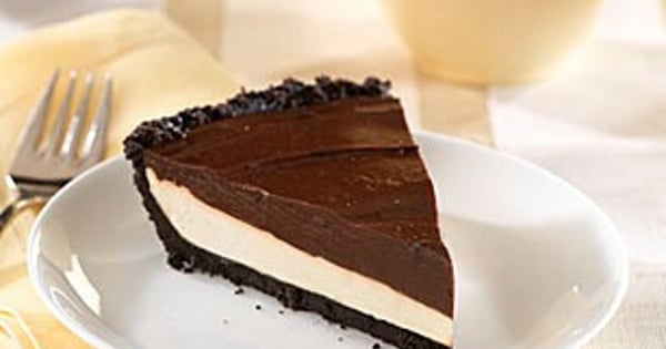 Chocolate-Caramel Creme Pie