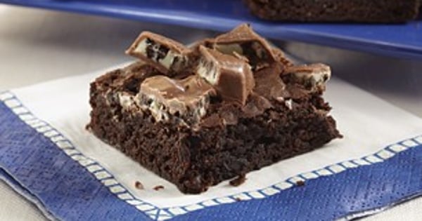 OREO Chocolate Candy Bar Brownies