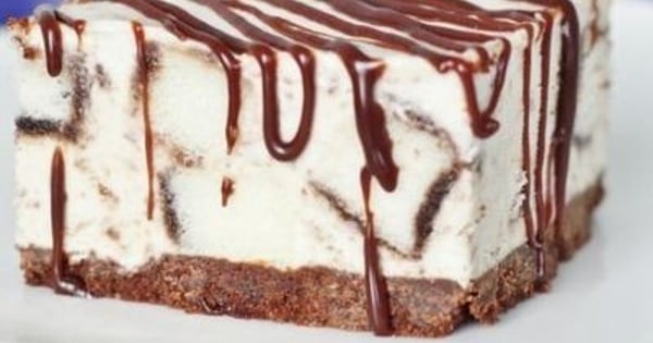 Lamington Ice Cream Slice