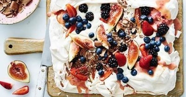 Slab-lova with Strawberry Curd