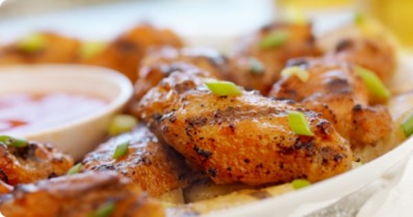 BQQ Chicken Wings and Mexican Dip