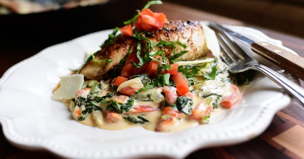 Creamy Spinach and Red Pepper Chicken