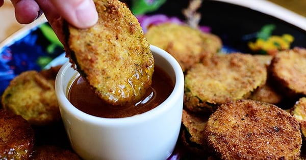 Hamburger Hamlet’s Zucchini Zircles