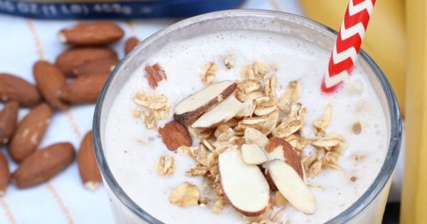 Healthy Banana Nut Breakfast Smoothie