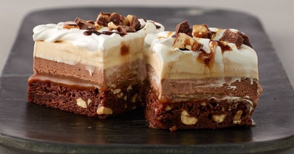 Snickers™ Ice Cream Cake Bars