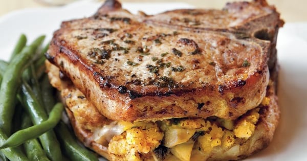 Cornbread-Stuffed Pork Chops