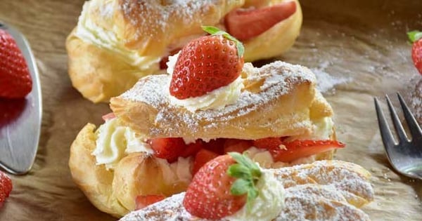 Strawberry Cheesecake Eclairs