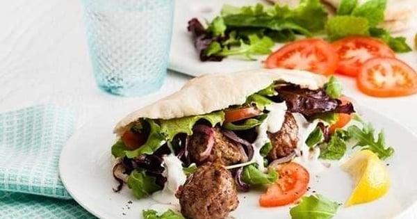 Lamb meatball pitta pockets