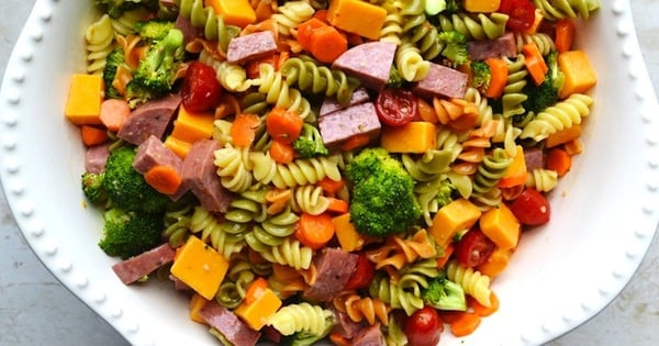 My Mom's Pasta Salad