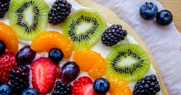 Chicago Style Fruit Pizza