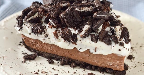 No-Bake Oreo Nutella Cheesecake