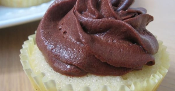 Four Egg Yellow Cake