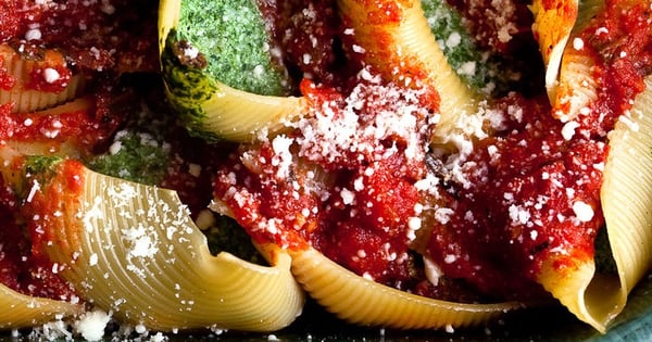 Giant Shells Filled With Spinach and Ricotta